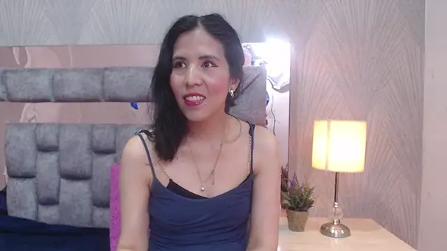 GiselaZivic online show from December 4, 3:44 pm