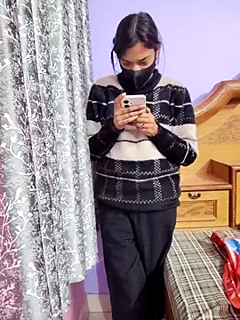 Student12th online show from December 19, 4:27 am