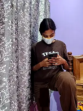 Student12th online show from November 24, 5:02 pm