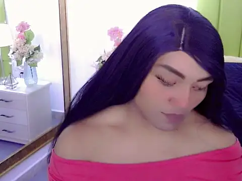 sebastian cruz  online show from December 3, 7:02 pm