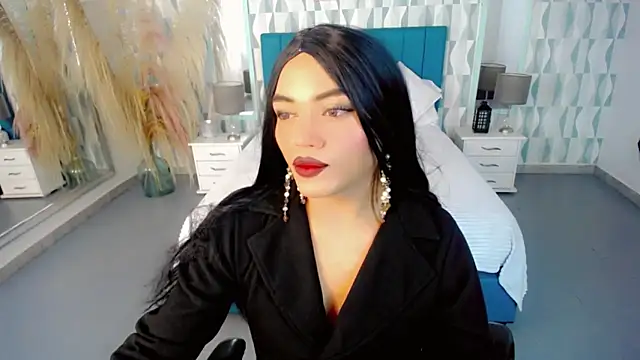 sebastian cruz  online show from November 17, 7:29 pm