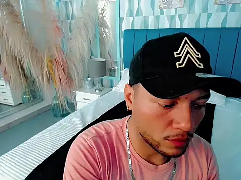 Snapshot of sebastian_cruz_ chatting on November 9, 1:53 am sebastian cruz online show from November 9, 1:53 am