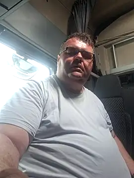 Grase44 online show from February 4, 1:28 pm