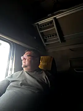 Grase44 online show from March 6, 1:28 pm