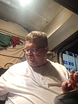 Grase44 online show from February 9, 6:06 pm