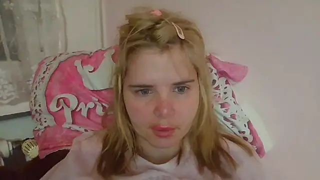 HornyElena online show from March 1, 5:13 pm