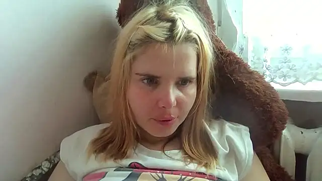 HornyElena online show from March 17, 2:31 pm