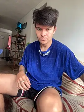 Snapshot of Nick_juniorrx chatting on November 6, 3:16 pm Nick juniorrx online show from November 6, 3:16 pm