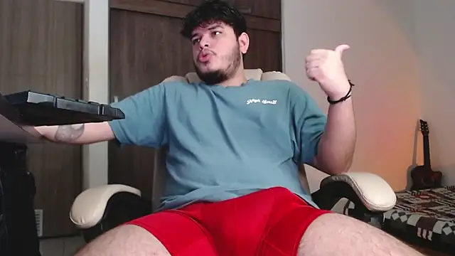 Snapshot of Dante_Bonett chatting on December 17, 10:59 pm Dante Bonett online show from December 17, 10:59 pm