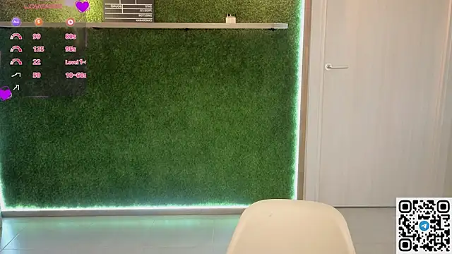 eshleeygreen online show from April 15, 7:58 pm