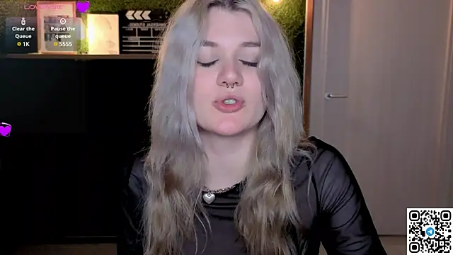 eshleeygreen online show from July 5, 10:49 pm