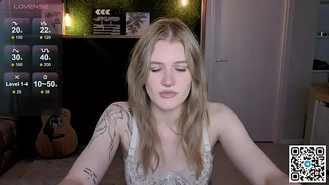 eshleeygreen online show from May 24, 3:23 pm