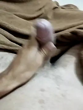 Snapshot of Luan1267 chatting on February 19, 9:34 pm Luan1267 online show from February 19, 9:34 pm