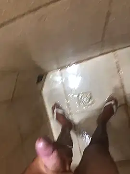 Snapshot of Luan1267 chatting on December 5, 7:45 pm Luan1267 online show from December 5, 7:45 pm