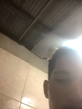 Snapshot of Luan1267 chatting on November 9, 2:21 pm Luan1267 online show from November 9, 2:21 pm