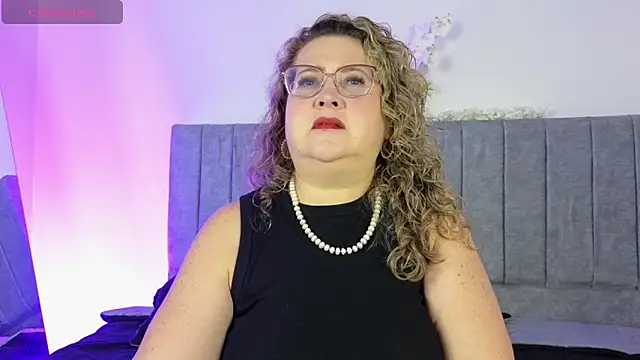 CurvyRosse  online show from January 18, 11:13 am