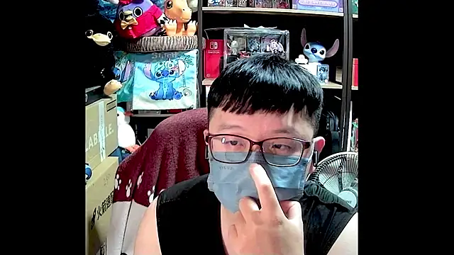 kk05483 online show from May 5, 4:43 pm
