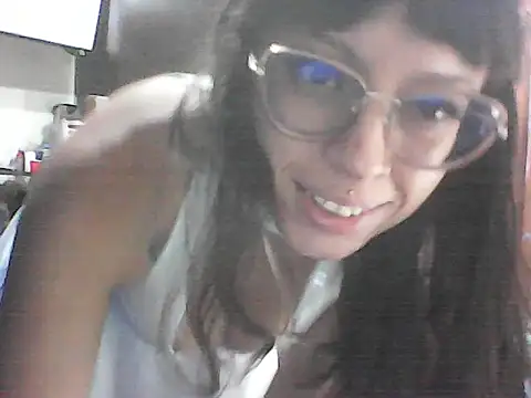 Snapshot of Axia6Catherine9 chatting on July 16, 4:53 am Axia6Catherine9 online show from July 16, 4:53 am