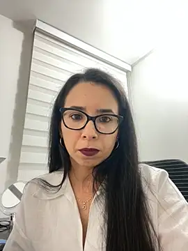 Snapshot of Vicky_ro chatting on November 6, 12:14 am Vicky ro online show from November 6, 12:14 am