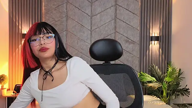  ViolletteNoir  online show from November 22, 8:08 pm