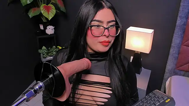 Amy whittee online show from March 15, 3:46 am