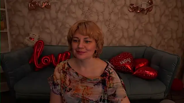 AmaraNights online show from February 13, 8:31 pm