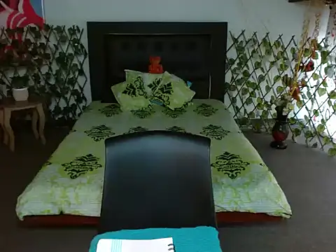 LuluKiss  online show from February 20, 1:46 pm