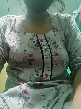 angelboudi0592 online show from April 23, 11:05 am