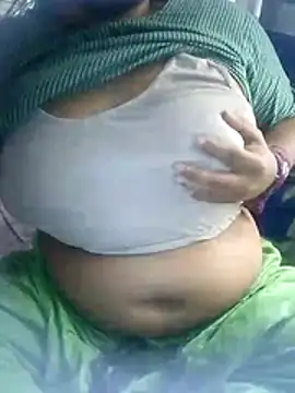 angelboudi0592 online show from November 10, 9:47 am