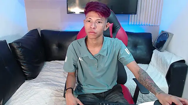 Tessachains 2  online show from November 12, 6:45 pm