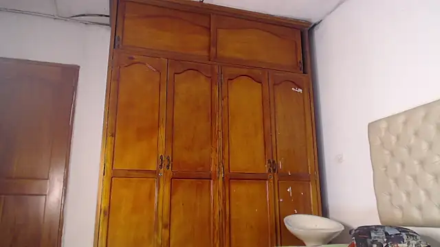 Tessachains 2  online show from February 16, 5:28 am