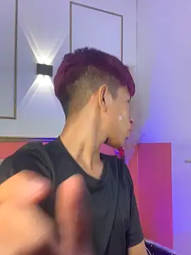 Tessachains 2  online show from November 10, 10:37 pm