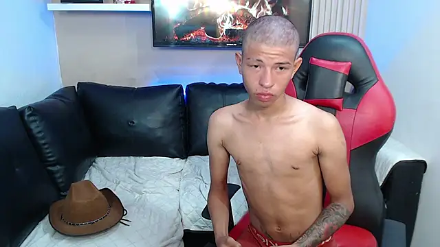 Tessachains 2  online show from November 17, 2:32 pm