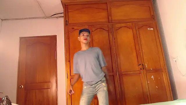 Tessachains 2  online show from February 14, 1:55 pm