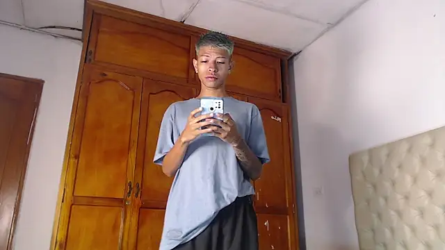 Tessachains 2  online show from February 17, 12:46 pm