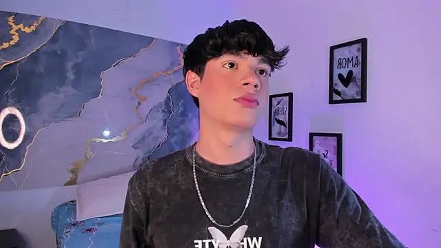 Isaac Kurtt online show from November 15, 7:29 pm