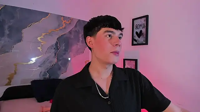 Isaac Kurtt online show from November 28, 7:36 pm