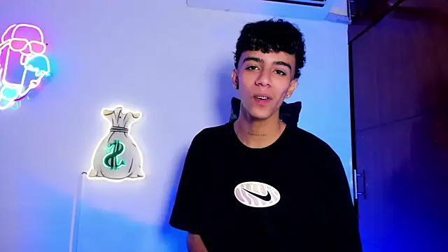 Quetzal coatl  online show from November 7, 8:35 pm