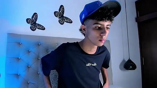 Quetzal coatl  online show from November 8, 8:23 pm