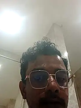ParlousCarpet online show from May 9, 8:12 pm