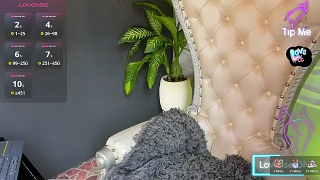 Emmafranco online show from November 8, 2:53 pm