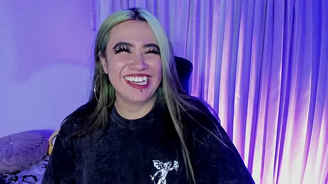 Lilith Zenith  online show from December 19, 4:38 am