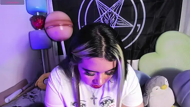 Lilith Zenith  online show from February 14, 4:13 am