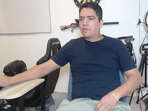 yayo 33 online show from November 6, 1:53 am