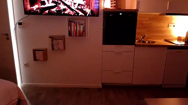 LaContessaClara online show from January 12, 7:20 pm