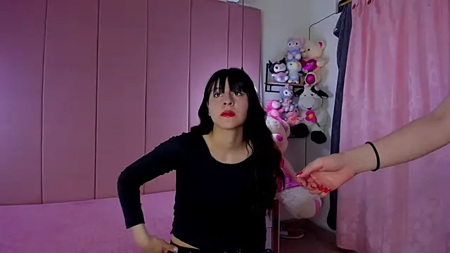 yinyang luar online show from November 8, 6:33 pm