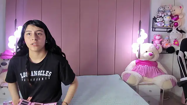 yinyang luar online show from December 19, 7:16 pm