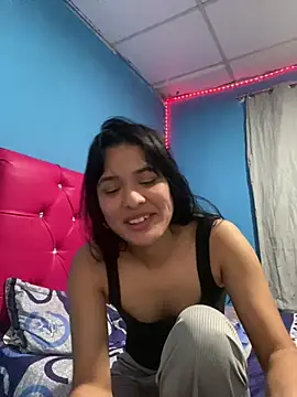 Chiquinquira3 online show from February 8, 7:39 am