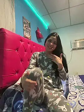 Chiquinquira3 online show from March 8, 7:17 pm