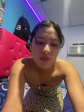 Chiquinquira3 online show from November 29, 4:34 am